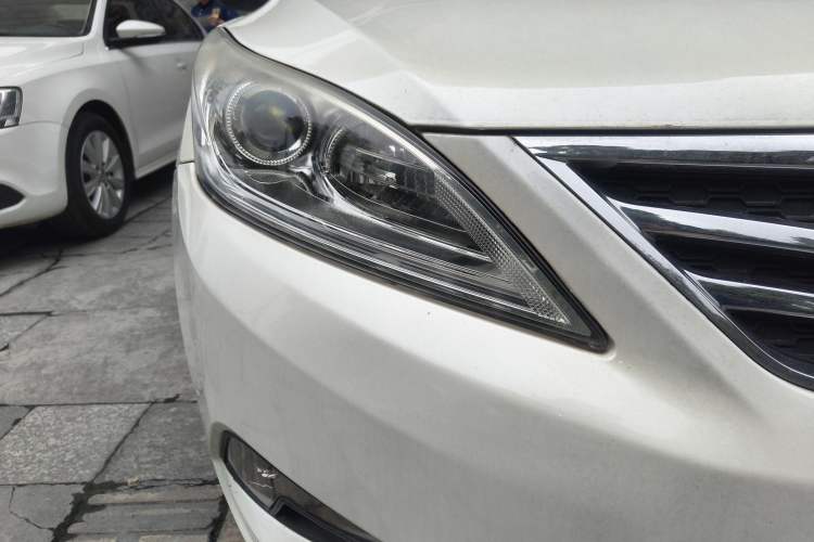 Used CHANGAN Eado 2014 1.6L Manual Luxury Model Right Front Headlight