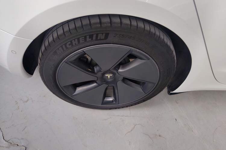 Used Tesla Model 3 2022 Rear-Wheel-Drive Version
