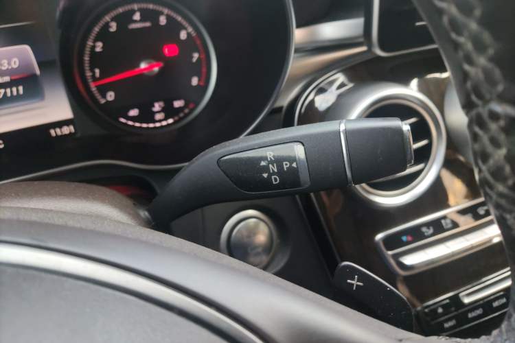 Used Mercedes-Benz GLC 2016 GLC 260 4MATIC Luxury Model