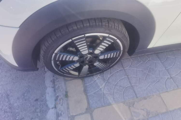 Used MINI 2022 Updated 1.5T COOPER Classic Edition Five-Door Version
