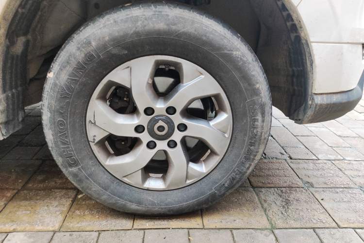 Used Great Wall Poer 2021 2.0T Commercial Version Automatic Diesel Two-Wheel Drive Elite Trim with Long Bed – GW4D20M Right Front Wheel Hub