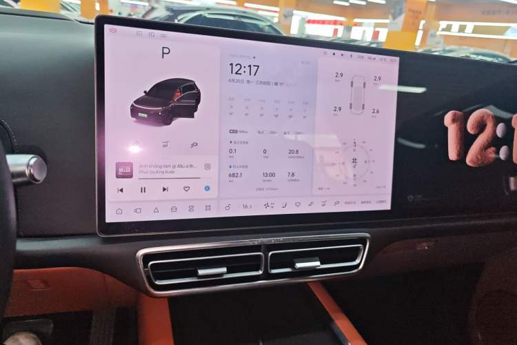 Used Li Auto L8 2023 Pro Model
