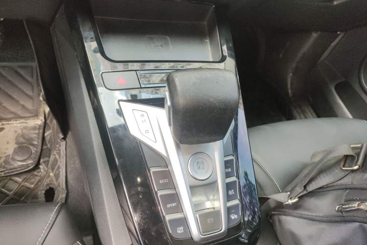Used BYD Yuan New Energy 2019 EV360 Smart Connect Enjoyment Model