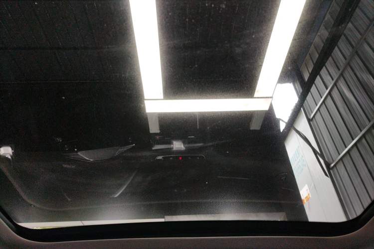 Used Roewe RX5 2023 1.5T Elite Edition
