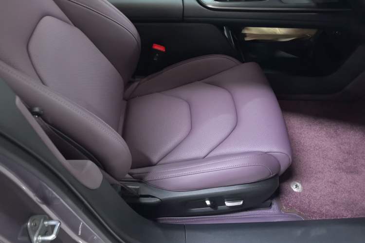 Used Xiaomi Auto SU7 2024 Rear-Drive Ultra-Long Range Advanced Pro-Level Intelligent Driving Version
