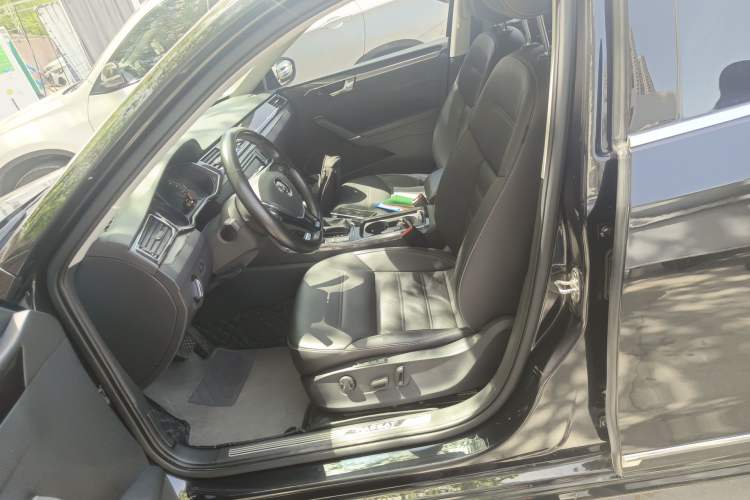 Used Volkswagen Passat 2016 330TSI DSG Prestige Edition
