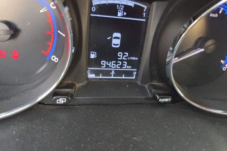 Used FORTHING SX6 2016 1.6L Manual Luxury Model
