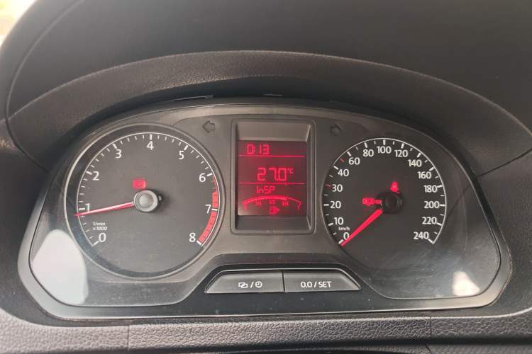 Used Volkswagen Jetta 2015 Value Edition 1.6L Manual Fashionable Style Instrument Cluster