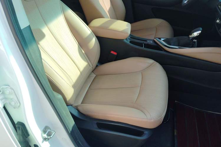 Used Buick GL6 2021 323T Mild Hybrid Connect Luxury Model