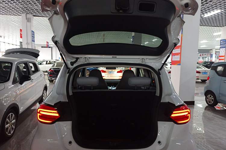 Used Leapmotor T03 2022 Agate Edition Trunk