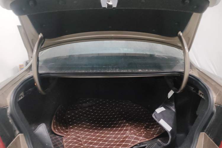 Used Volkswagen Bora 2014 1.6L Manual Comfort Model
