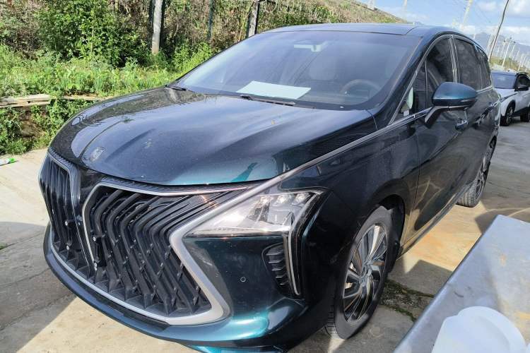 Used FORTHING Yacht 2023 1.5T DCT Starry Sky Flagship Edition