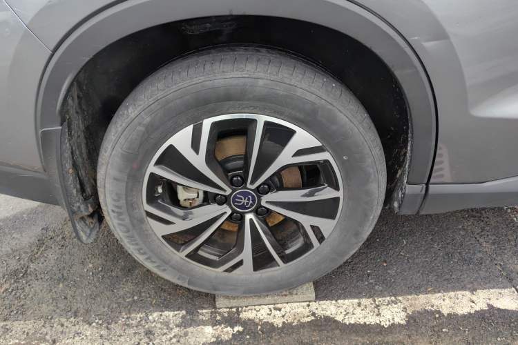 Used BYD Song Pro New Energy 2024 HONOR Edition DM-i 71KM Beyond Model
