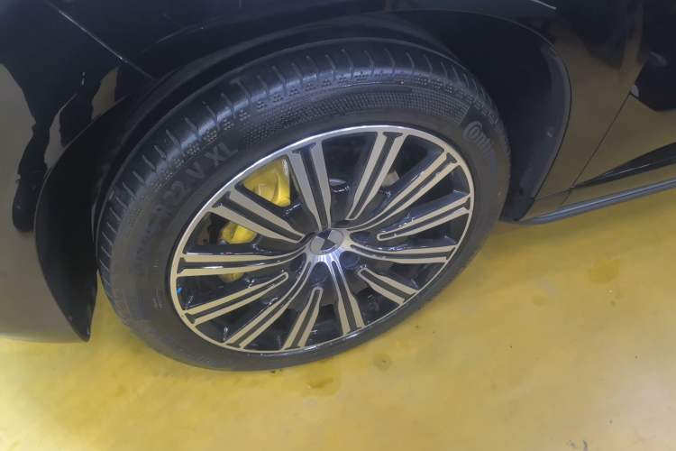 Used Denza N9 2025 Prestige Version
