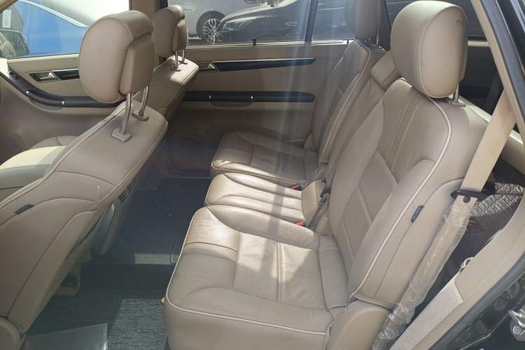 Used Mercedes-Benz R-Class 2017 R 320 4MATIC Business Edition Prestige Model