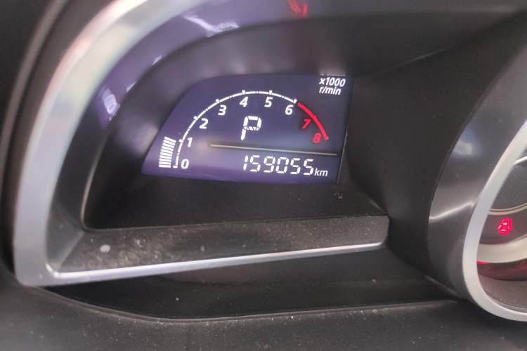 Used Mazda Mazda 3 Axela 2016 Sedan 1.5L Automatic Luxury Model
