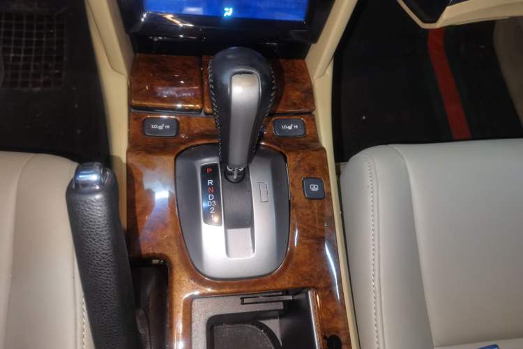 Used Honda Accord 2011 2.4L EXL Navi Gear Lever