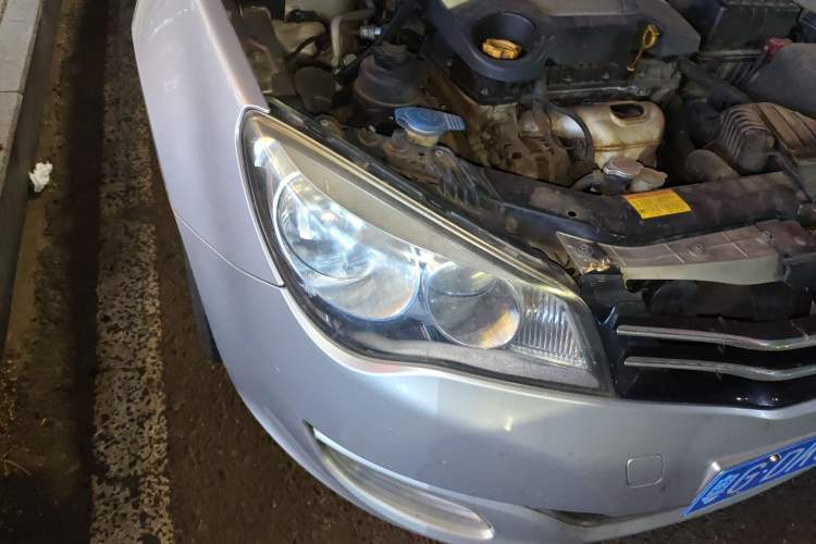 Used Roewe 350 2013 350C 1.5L Automatic Xunyue Edition