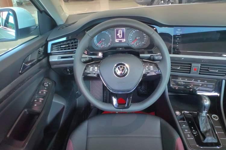 Used Volkswagen Bora 2021 1.5L Automatic Elite Smart Connect Edition
