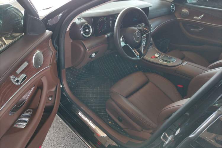 Used Mercedes-Benz E-Class 2022 E 260 L