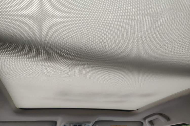 Used Haval H7 2016 Blue-Label H7 2.0T Automatic Luxury Model Headliner