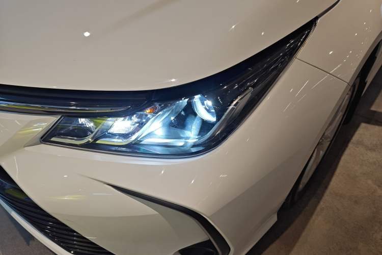 Used Toyota Corolla 2022 Dual-Motor 1.8L E-CVT Pioneer Edition