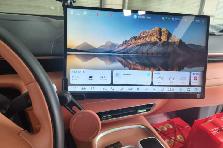 Used Deepal S07 2025 285Max Huawei Qiankun Intelligent Driving ADS SE Range-Extended Version