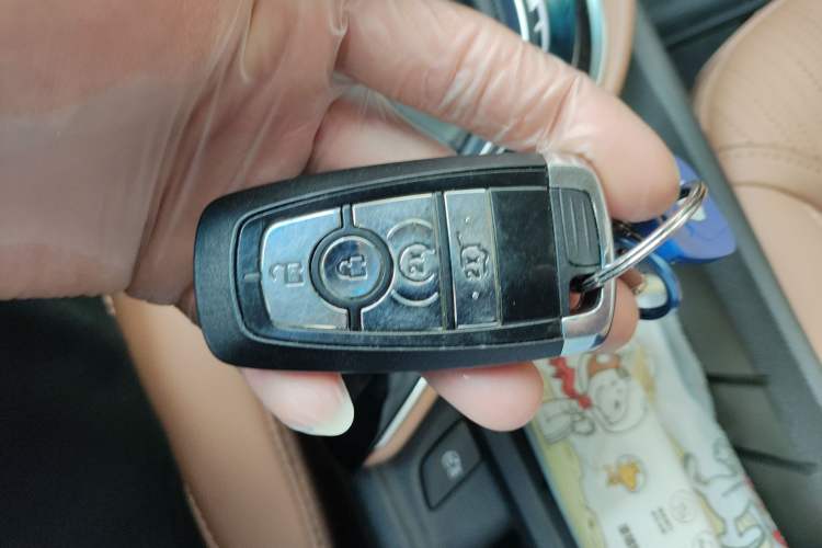 Used Buick GL6 2021 323T Mild Hybrid Connect Luxury Model Vehicle Key