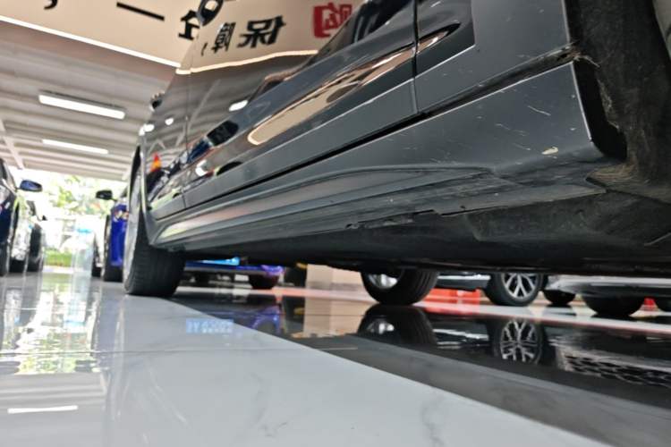 Ojetý Audi A6 2022 allroad quattro Explorer 55 TFSI Prestige Off-Road Model