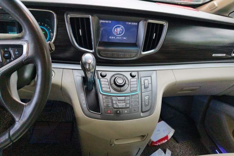 Used Buick GL8 2013 3.0L XT Luxury Business Flagship Edition