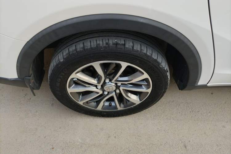 Used Baojun 730 2019 1.5T CVT Fashion Model 7 Seats China V Emission Standard Right Rear Wheel Hub