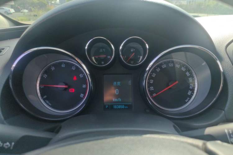 Used Buick Regal 2014 1.6T Fashionable Tech Edition Instrument Cluster