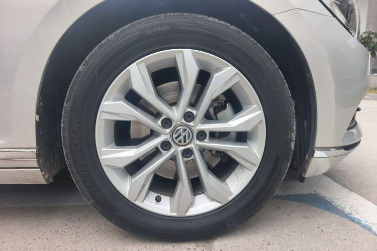 Used Volkswagen Magotan 2018 380TSI DSG Luxury Model
