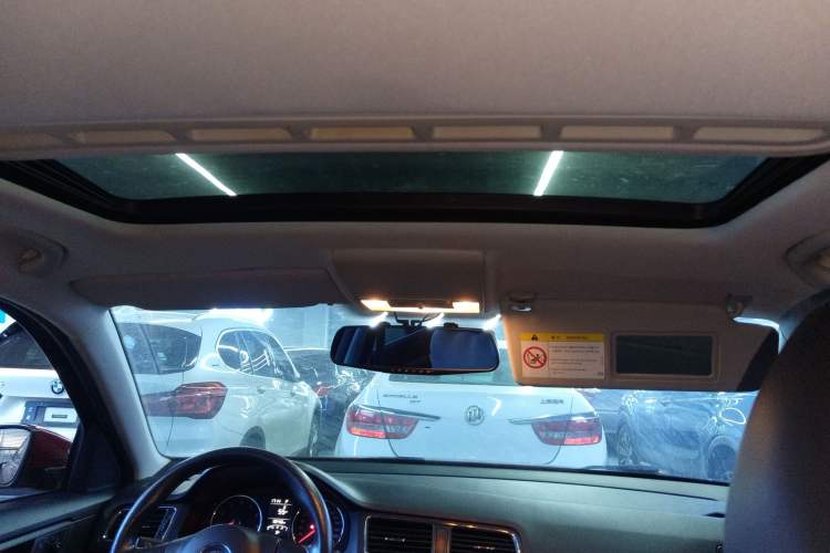 Used Volkswagen Gran Lavida 2013 1.6L Automatic Comfort Model