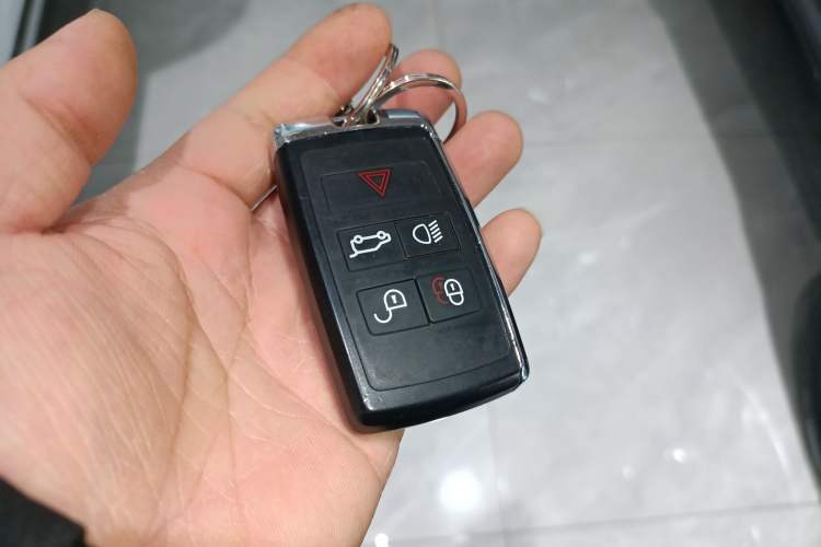 Used Land Rover Range Rover Evoque 2020 249 PS R-DYNAMIC S Sport Edition