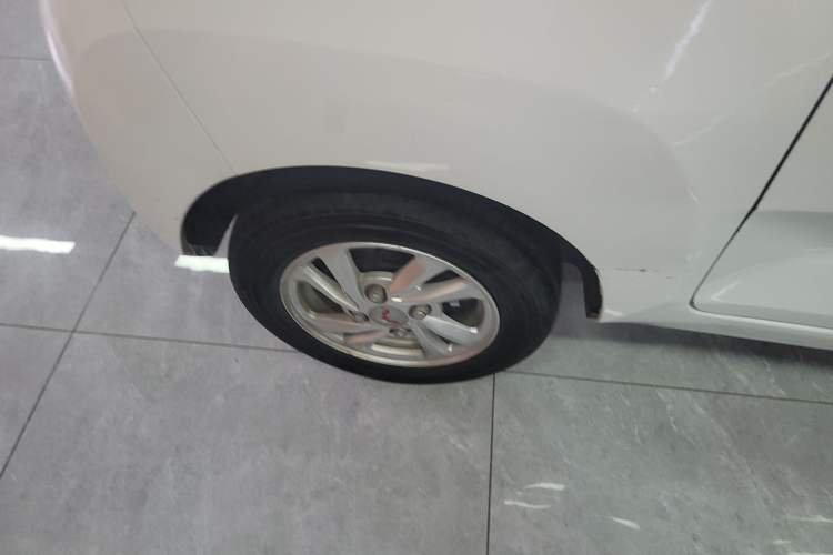 Used Wuling Hongguang MINIEV 2020 Enjoyment Model Lithium Iron Phosphate Right Rear Wheel Hub