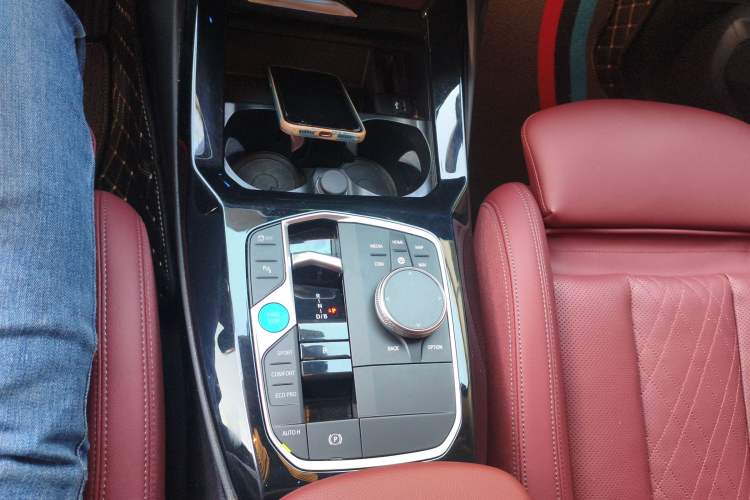 Used BMW iX3 2023 Leading Model
