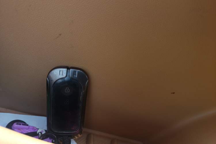 Used Hima AITO M7 2022 1.5T Rear-Drive Comfort Edition Vehicle Key