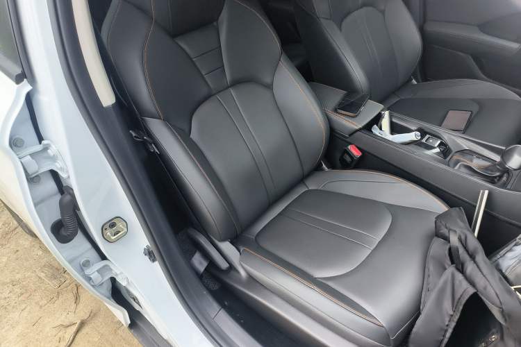 Used Dongfeng Aeolus Yixuan 2024 1.5L Automatic JingSu Edition Right Front Seat