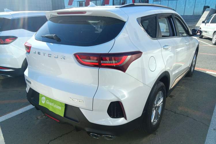 Used JETOUR X70 2024 1.5T Manual Glory Edition 5 Seats
