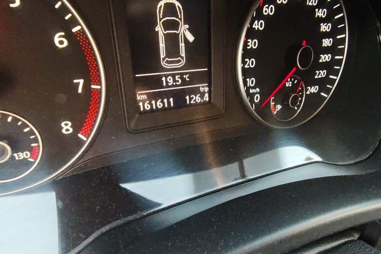 Used Volkswagen Golf 2011 1.4TSI Cross Golf
