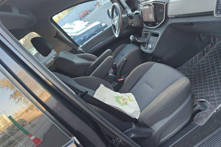 Used JAC Refine M4 2019 Business & Travel Series 2.0L Manual Speed Edition China VI Standard