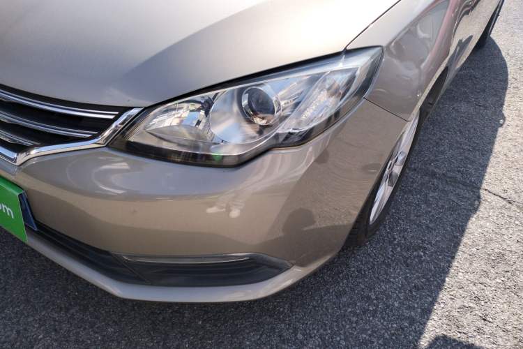 Used Roewe 360 2015 1.5L Automatic Luxury Edition
