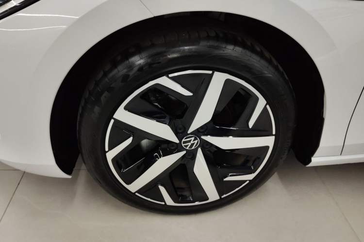 Used Volkswagen Lamando 2024 Lavida L 280TSI DSG Cool & Spicy Edition
