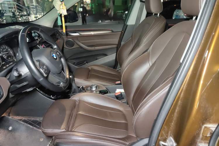 Used BMW X1 2016 xDrive20Li Luxury Model Left Front Seat