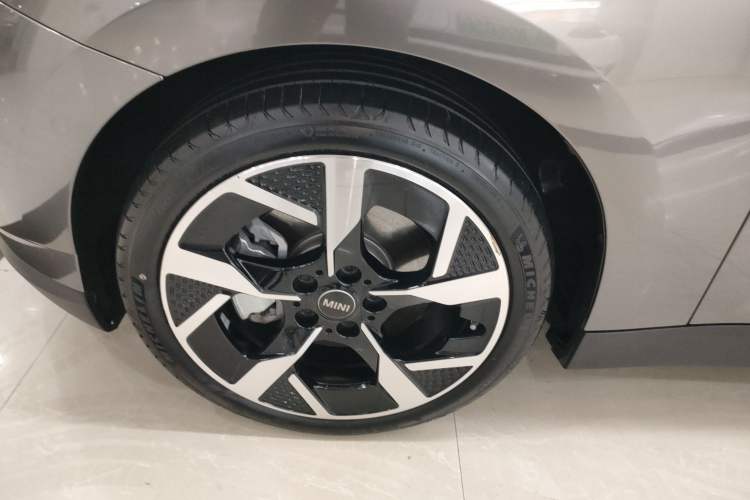 Used MINI Electric MINI COOPER 2024 452km COOPER SE Artist