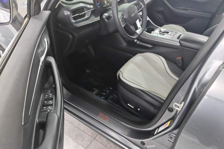 Used BYD Destroyer 05 2023 Champion Edition DM-i 120KM Prestige Model
