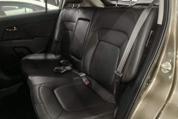 Used Kia Sportage R 2015 2.0L Automatic Two-Wheel Drive GLS