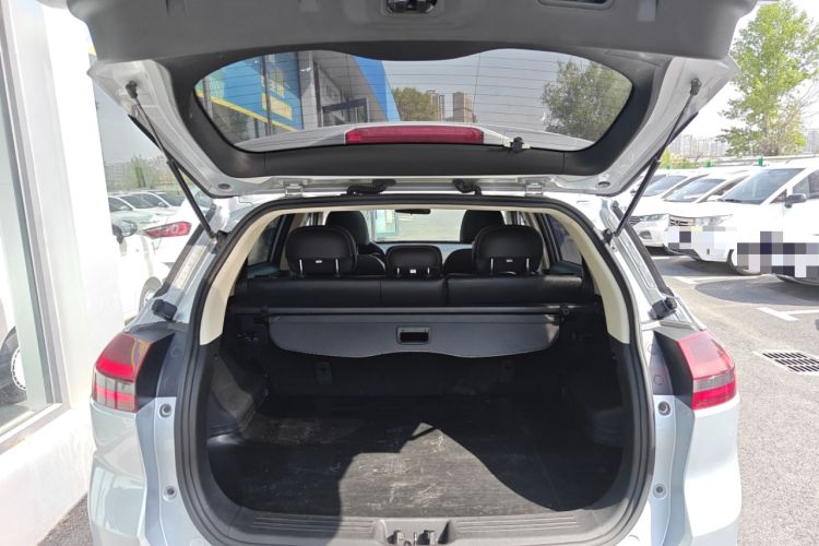 Used Geely Auto Emgrand X7 Sport 2018 1.8TD Manual Two-Wheel Drive Zhiya Model
