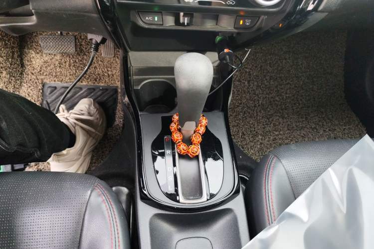 Used Honda Greiz 2016 1.5L CVT Fashion Edition
